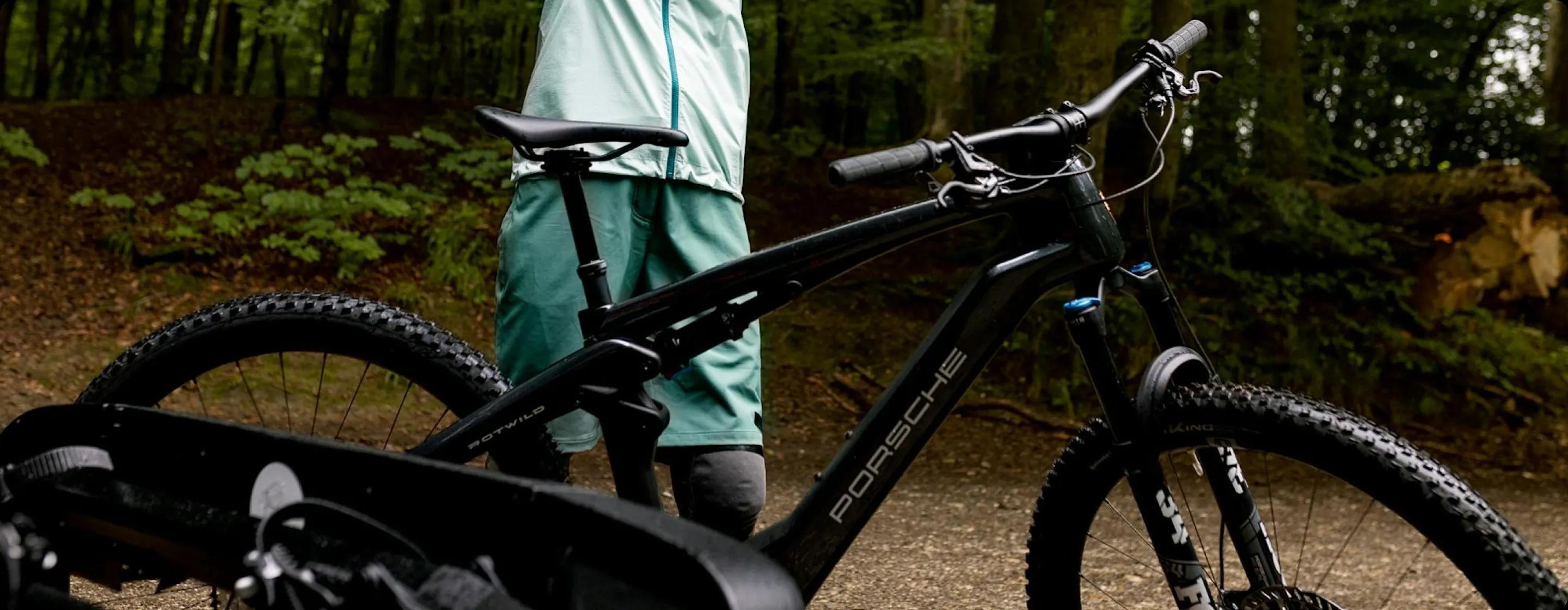 Testimonial background