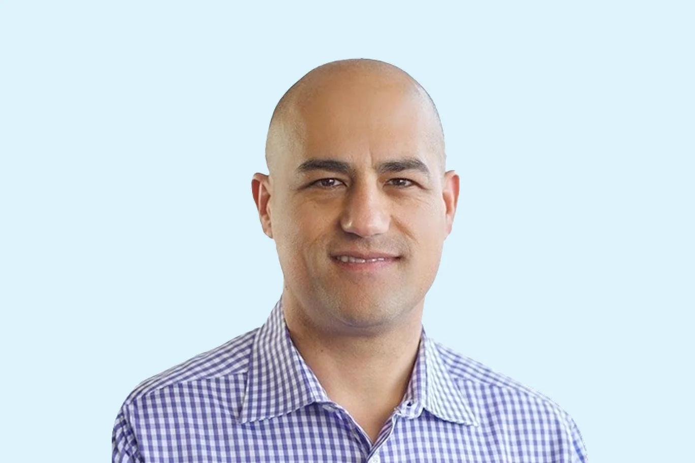 ai-powered-service-revolution-2025-mumbai-speakers-yama-habibzai-image